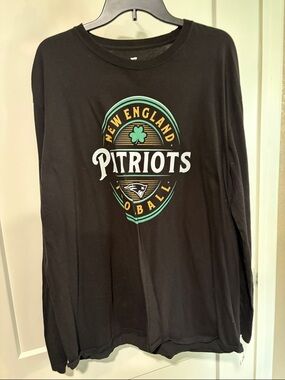 Fanatics Black New England Patriots Long-Sleeve Tee with Green & Gold Logo